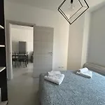Apartman Im - Viale Monza