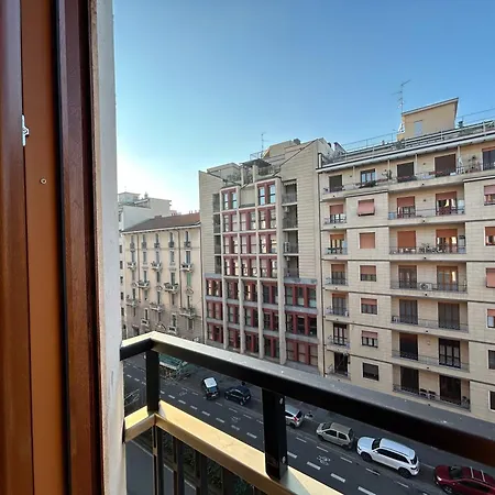 Im - Viale Monza Apartmán *